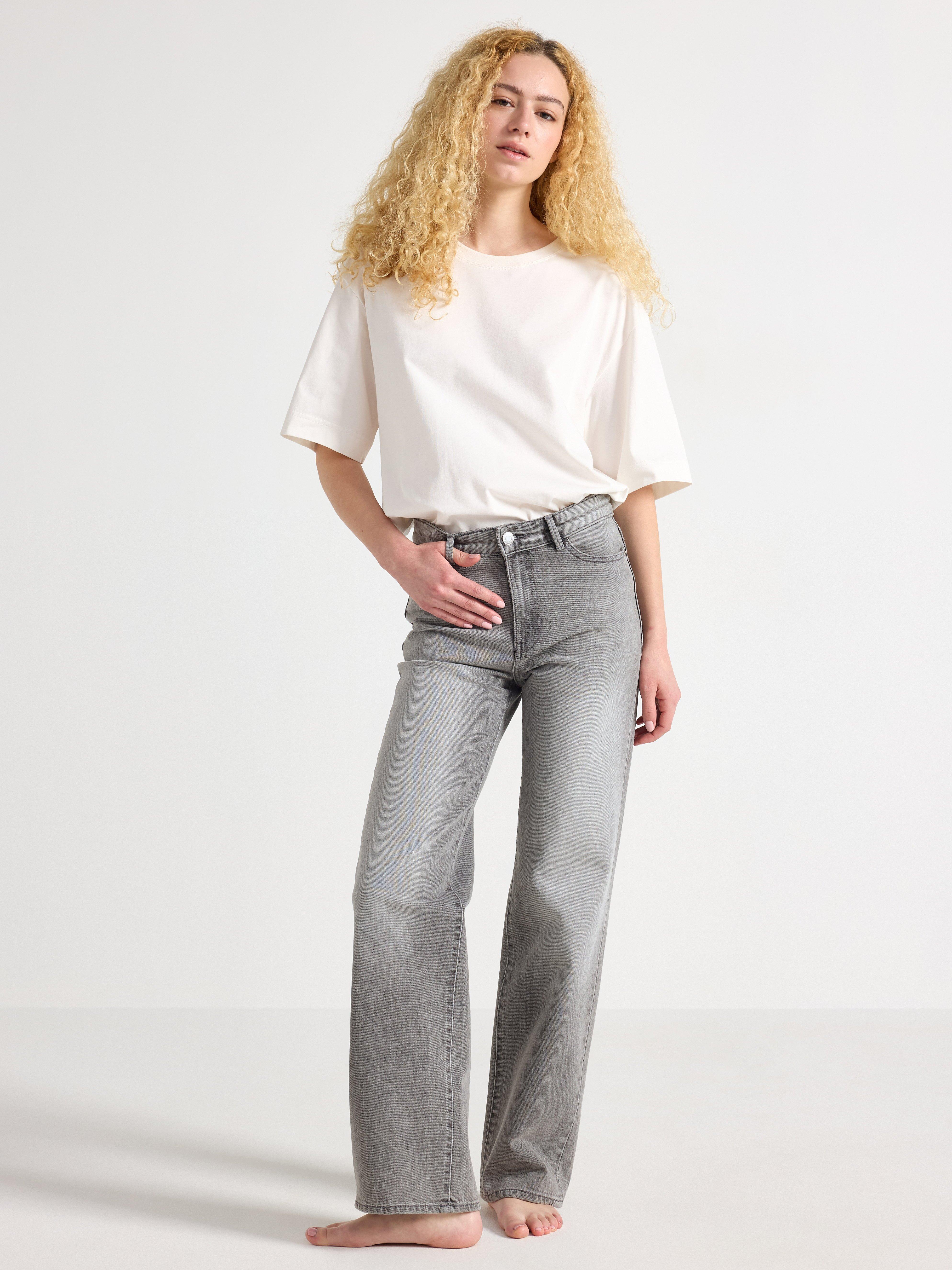 WIDE Hanna jeans med lätt stretch