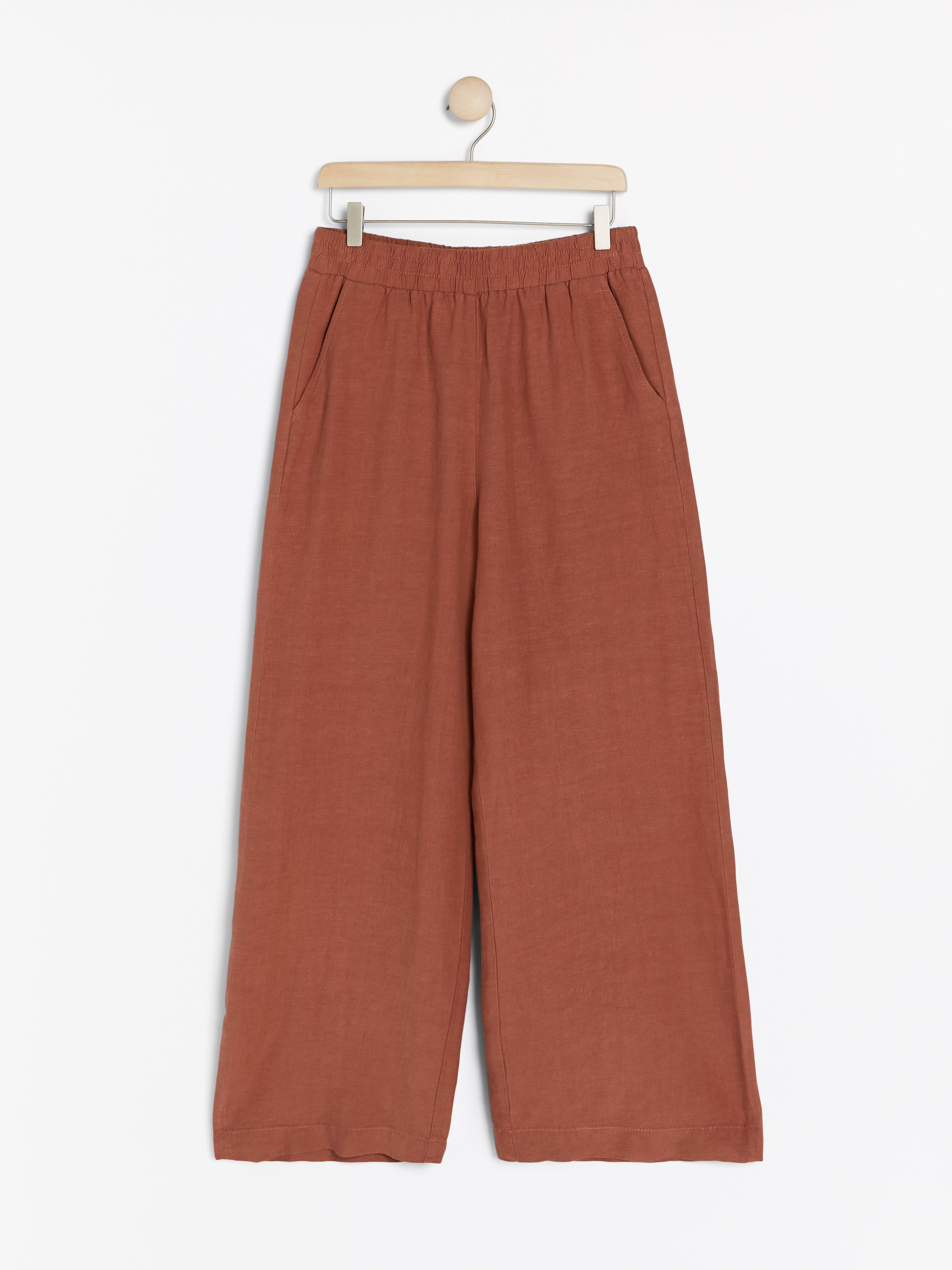 Vid byxa i linneblandning med high waist