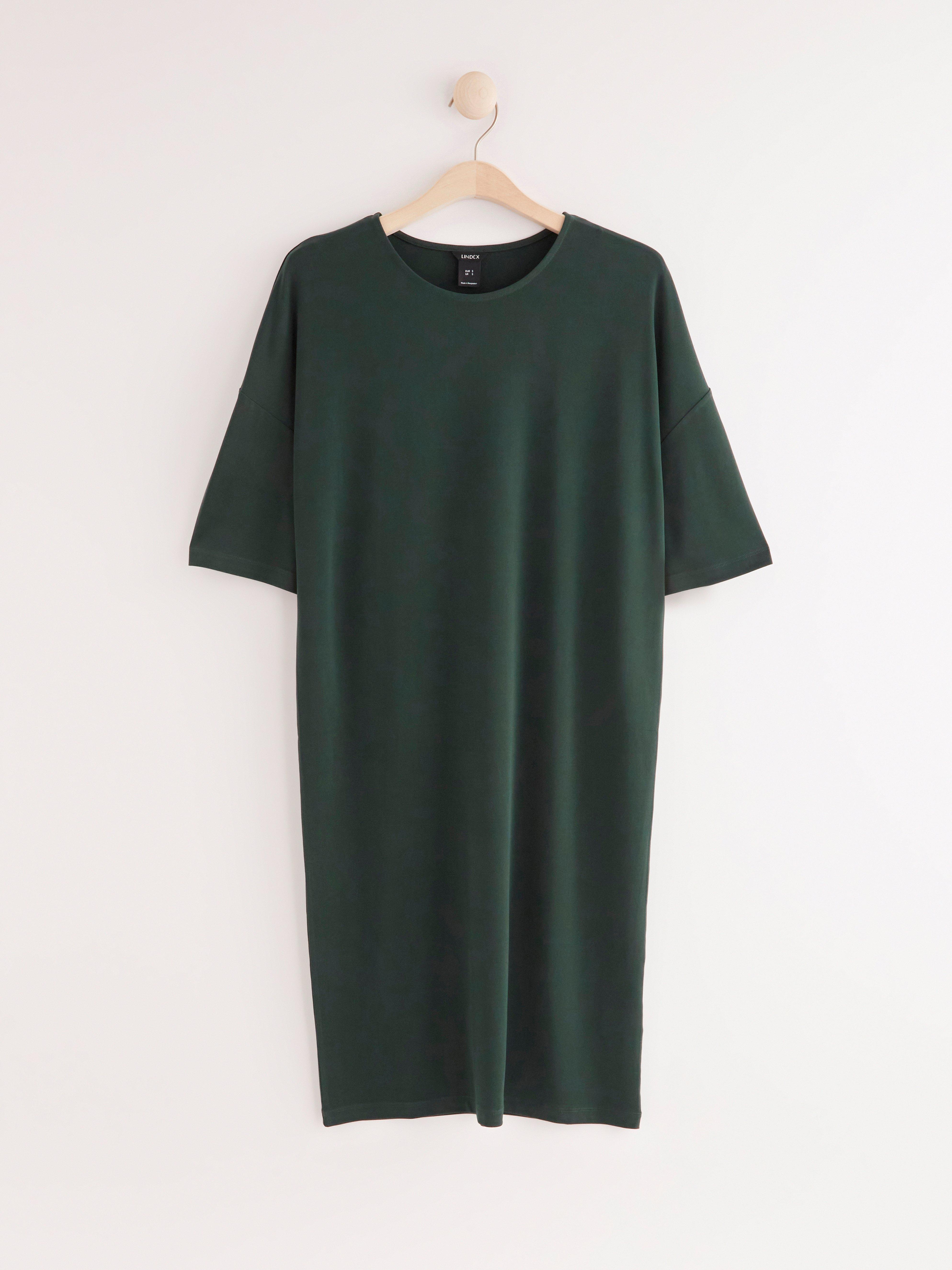 Kortärmad t-shirtklänning