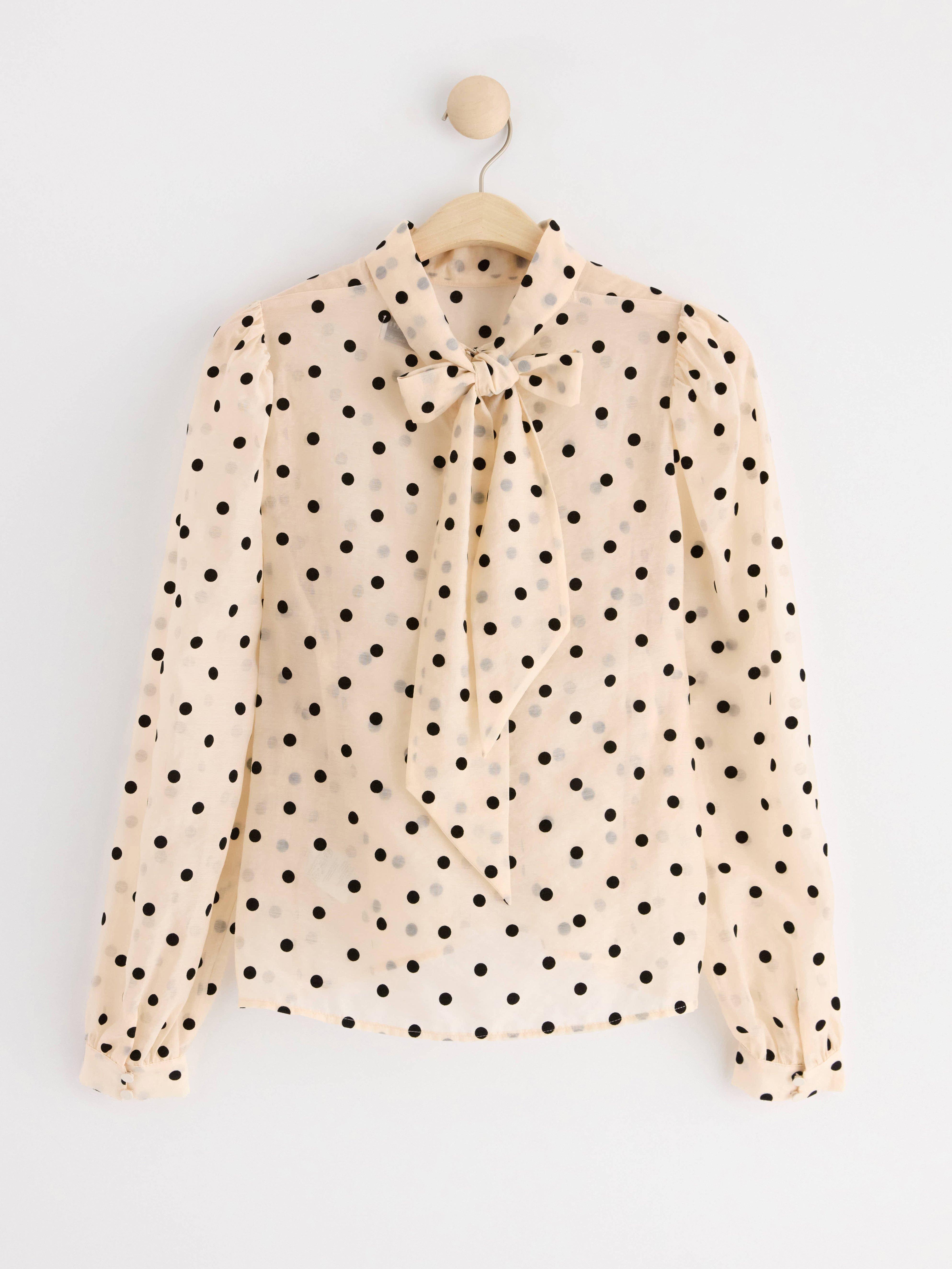 Prickig blus
