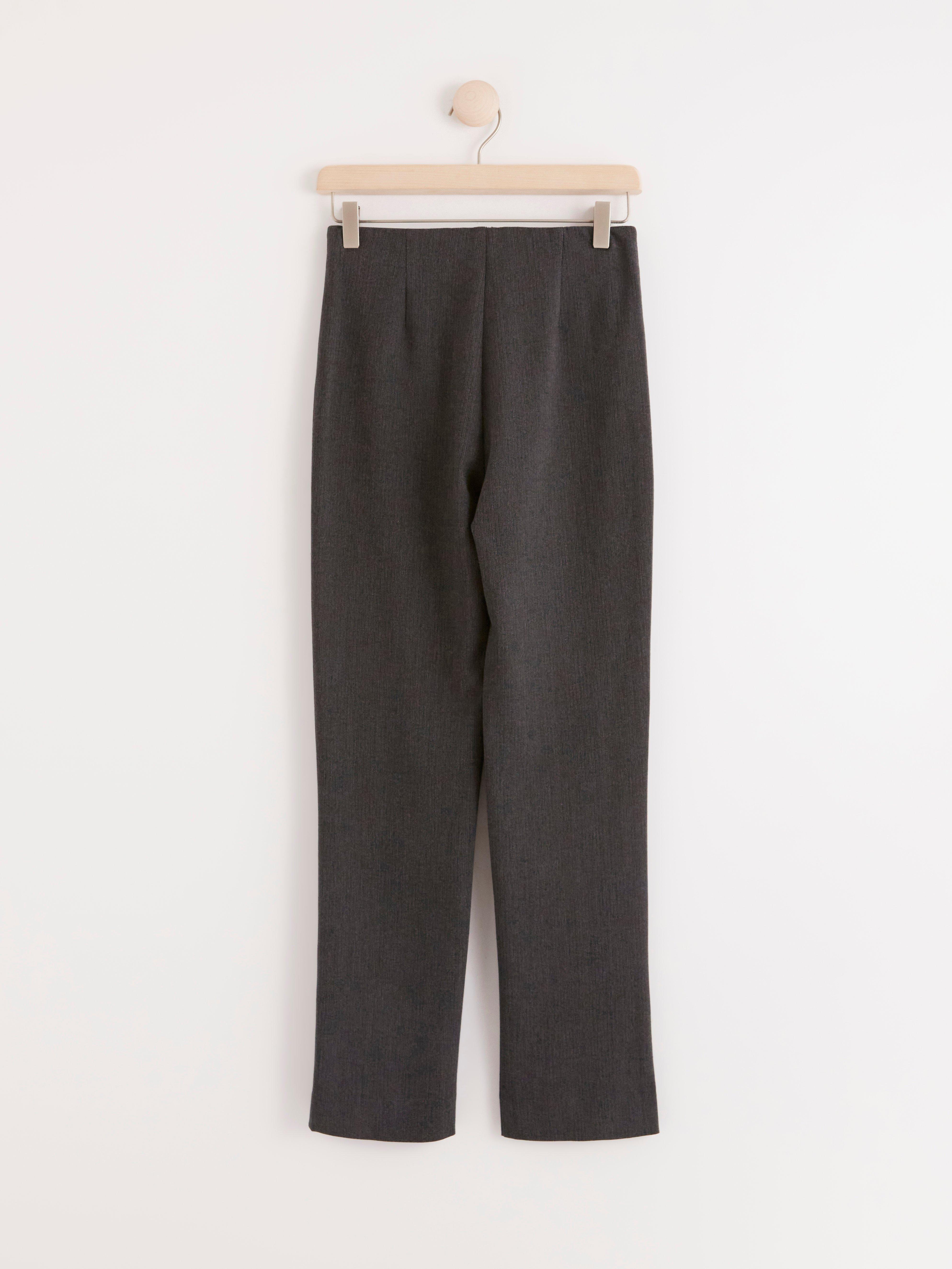 Slim fit byxa med hög midja