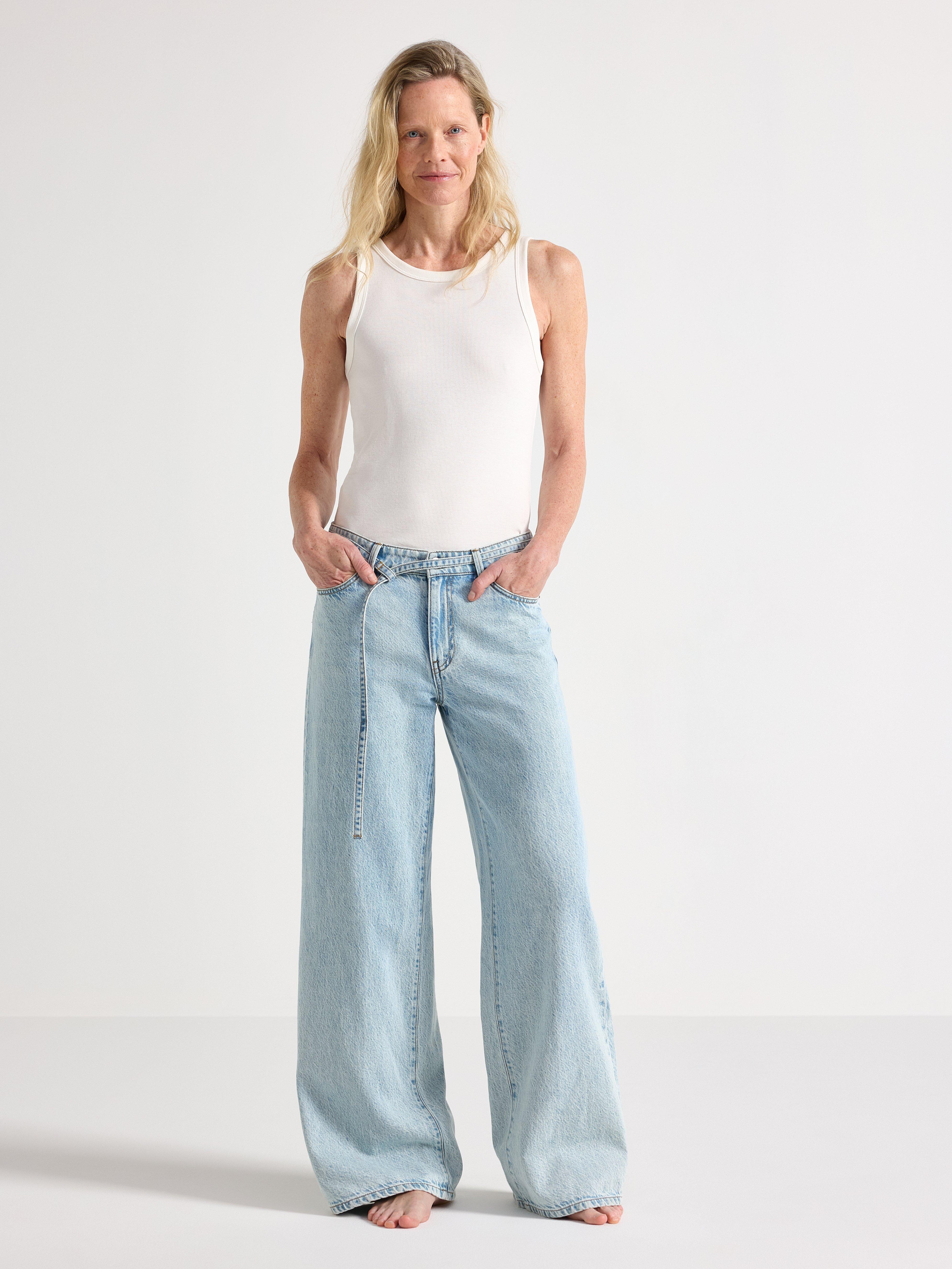 WIDE Peggy jeans med medelhög midja