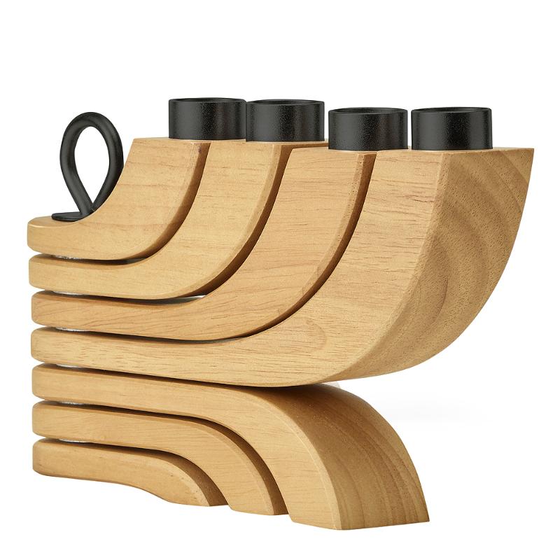 Nordic Light 4-arms ljusstake i ek trä Design House Stockholm