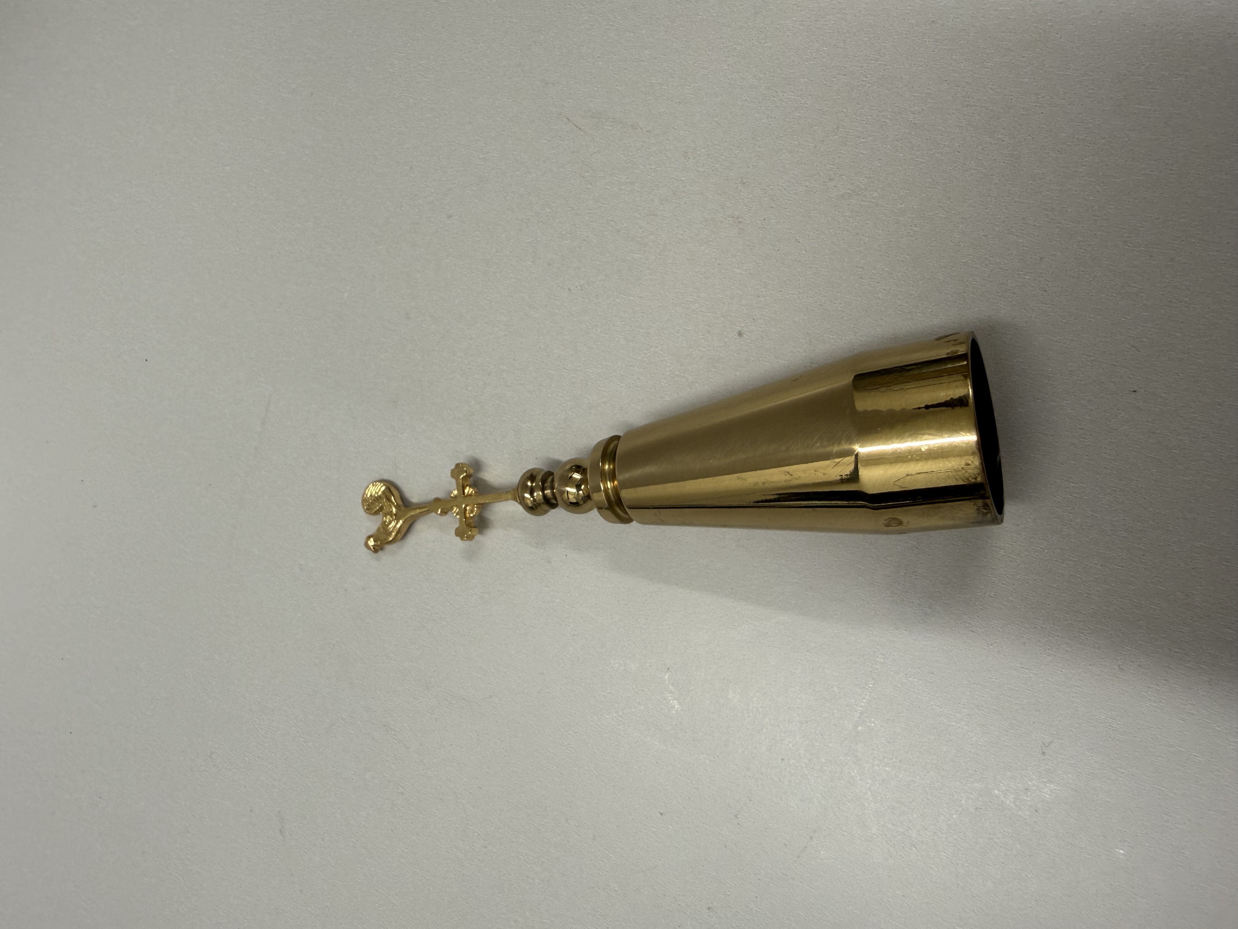 Skultuna ljussläckare i mässing med tupp